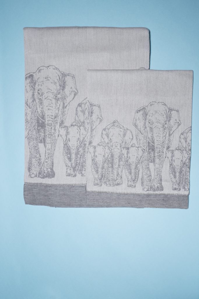 Dovi | coppia di asciugamani in mistolino con elefanti