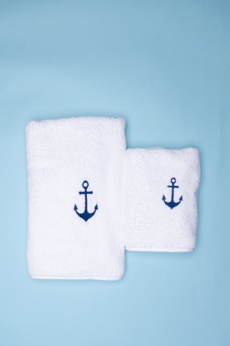 Dovì| Coppia di asciugamani in spugna bianca con ricamo ancora blu