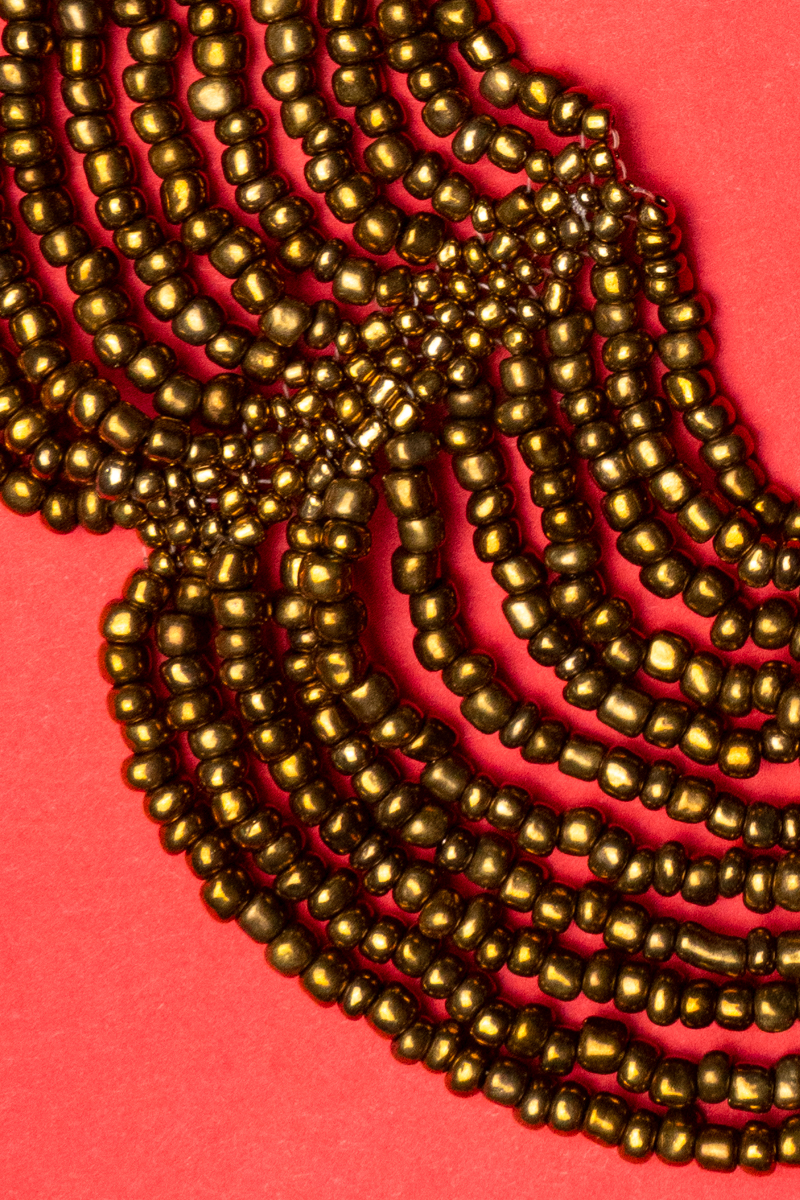 Collana Cleopatra multifili dorata dettaglio