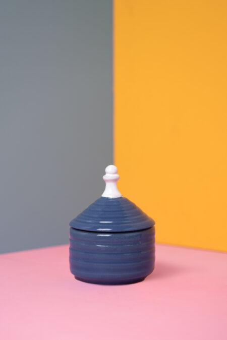 DOVì | candela-trullo-in-ceramica-blue-di-puglia-handmade-con-profumazione-cocco