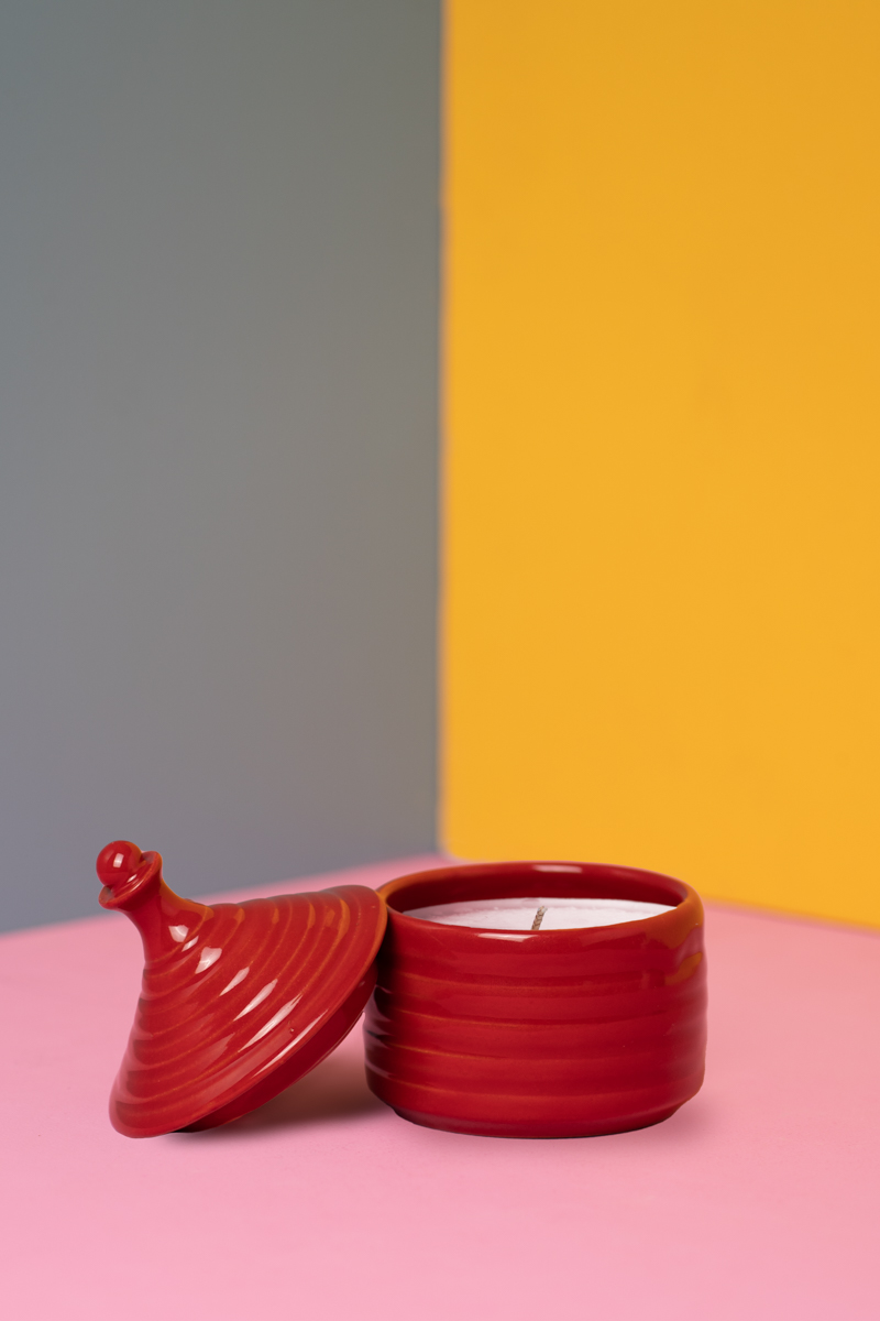 DOVì | Candela Trullo CART'N in ceramica total red handmade in Puglia con profumazione cannella