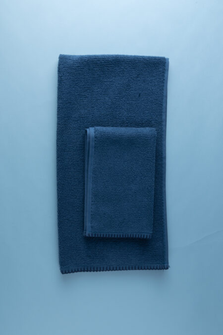 Dovì | Coppia di asciugamani in spugna blu